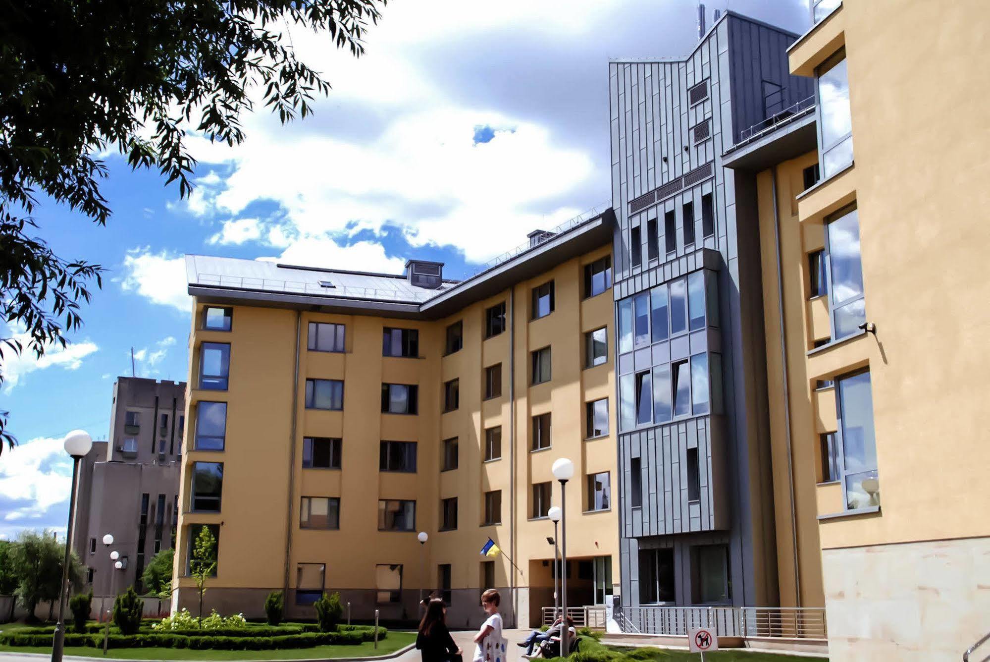 Ucu Inn - Кімнати Для Гостей Lemberg Exterior foto